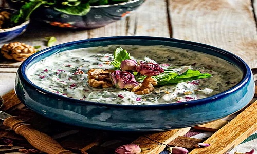 طرز تهیه سریع و آسان بورانی اسفناج